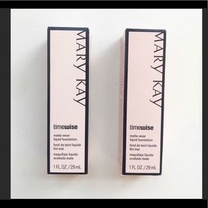 Mary Kay beige 4 Timewise matte wear foundation